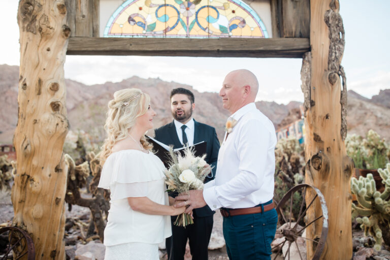 Understanding Why Couples Choose Vegas for Vow Renewals